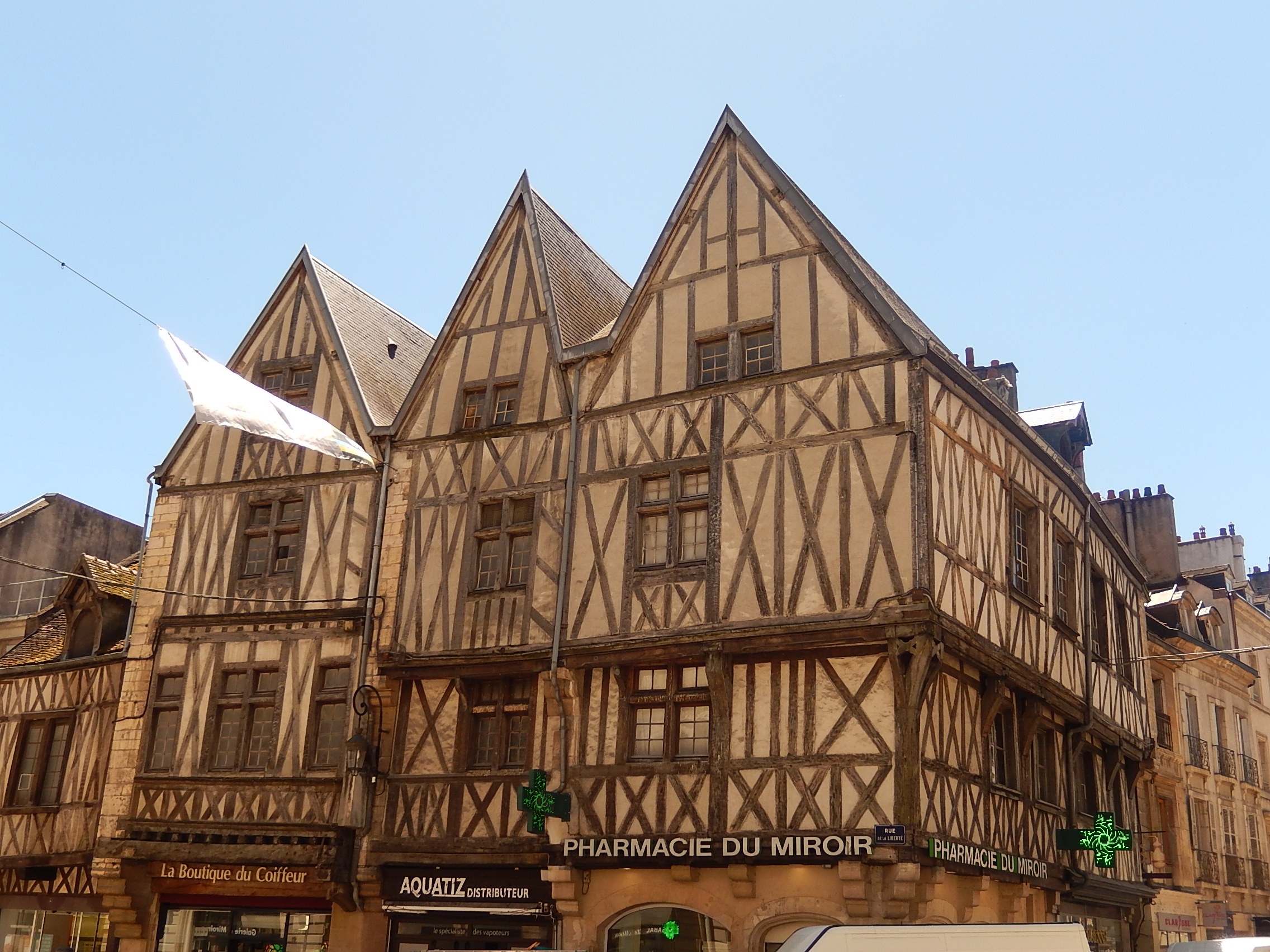 Haus mit den drei Gesichtern